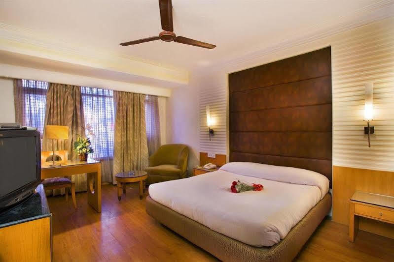 The Bmk Hotel Greater Kailash Delhi (National Capital Territory of India) Exterior foto