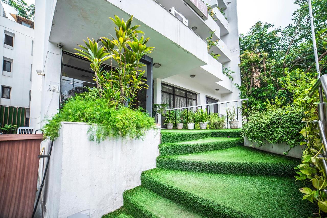 The Bmk Hotel Greater Kailash Delhi (National Capital Territory of India) Exterior foto